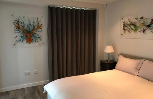 Riverside West End Apartment - Foto 30