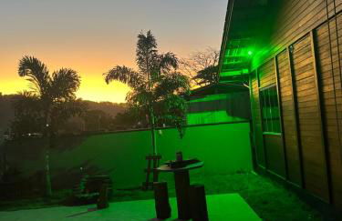 Casa com piscina - Foto 1