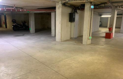 bel appartement proche centre parking gratuit - Photo 5