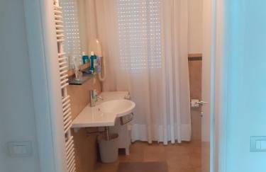 GOLD HOUSE - Photo 12