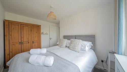 HighTide - 2 bed with parking, balcony & sea view. - Foto 2