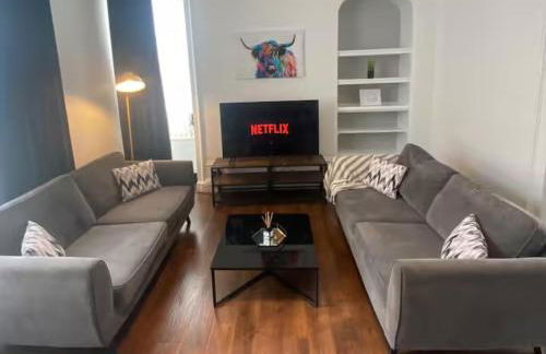 Comfy Frithside Retreat 3BR Sleeps 7 Coastal Getaway - Foto 11