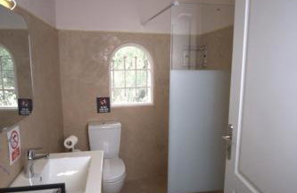 Elegance Villa: Classy Paradise w/ a private beach - Foto 36