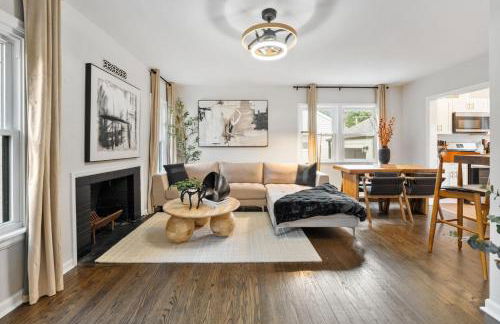 Relax & Play - 4BR Home with Game Room for Family & Outdoor Area - Foto 6