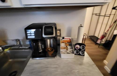 Cedar Lodge Condo with Lake Winnipesaukee Views; close to Weirs Beach!! - Foto 5