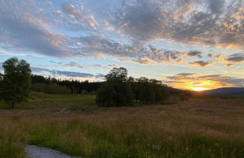 Eco-Friendly Highland Suite with Mountain Views - Photo 7