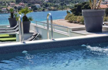 Holidays Roko - Sea View Apartments with Pool - Foto 27