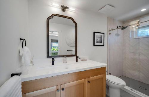 Camp Magic 1 3 Bedroom Home by RedAwning - Foto 46