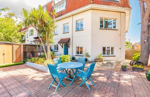 PRINCES COURT by BOURNECOAST- Holiday Apartment with Patio Garden, Parking and WIFI - FM8455 - Foto 20