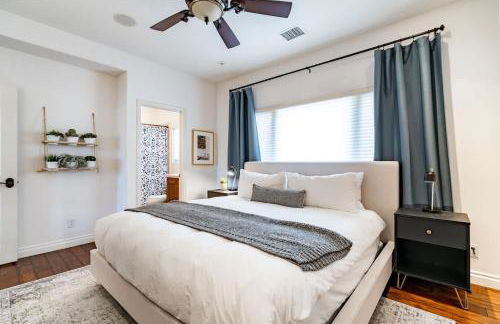 Your Home in San Diego - Two-car Garage - Foto 45