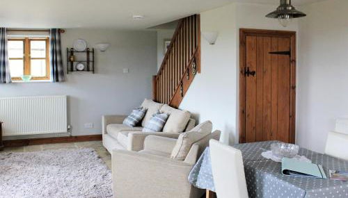 Dusty's Stable - E4751 - Photo 3