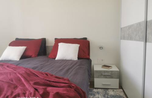 CITY CENTER PEARL #new#free reserved parking in garage elevator direct access#business and pleasure#city view&balcony&sunny&cafes&markets&tram#city center#working room#2 toliets#2 bedrooms - Photo 23