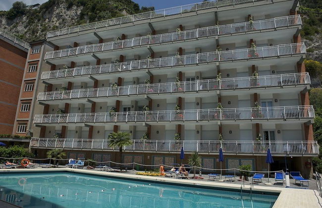 Angelina Residence - Foto 1