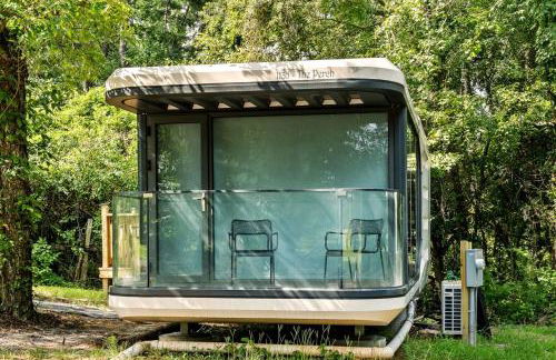 Modern Airstream Glamping with Pond Views in Rural South Carolina - Photo 10