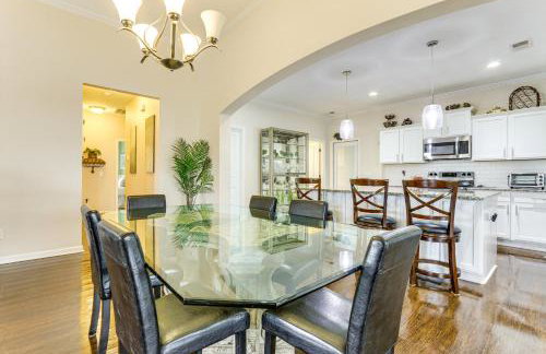 Community Pool! Family-Friendly Savannah Retreat - Foto 2
