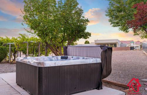 Sandia Sunsets- 8 minutes to Balloon Fiesta Park - Foto 50