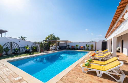 Villa Estrelícia - Pool - Free wi-fi - New in Booking - Foto 5
