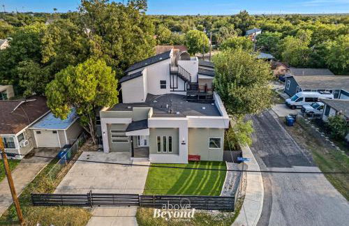 Sprawling Home w Rooftop Spot - Foto 65
