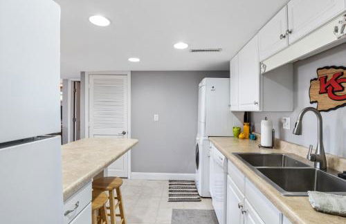 Spacious Home & Lake Access, Lake Views Throughout - Foto 19