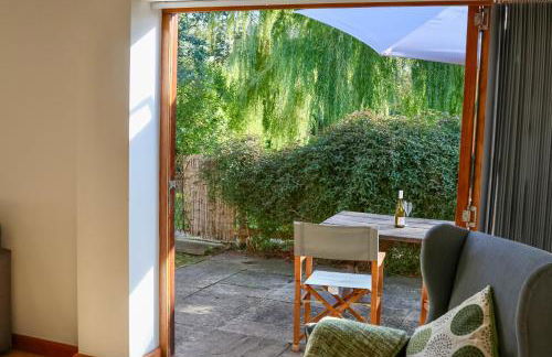 Tranquil and cosy cottage on the Somerset Levels - Photo 32