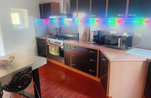 Grande maison en pierre au coeur du village provençal du XIe siecle 10 personnes - Foto 16