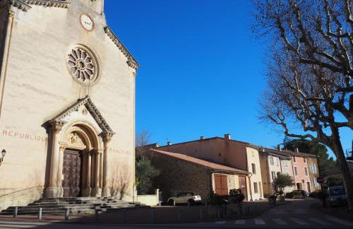 Holiday Home in Villes-sur-auzon With Pool - Foto 58