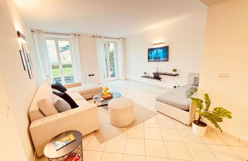 Lago Villa Zen - Apartment with Jacuzzi, Panoramic Views - Foto 1