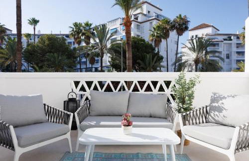 MARBELLA BANUS SUITES - Banus Playas del Duque Seaside Residential - Photo 19
