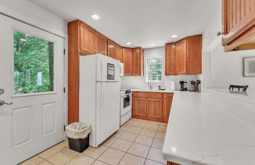 Hummingbird Cabin with a private hot tub - Foto 14