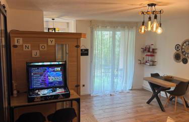 T2, Balneo, sauna, lit rond, jeux arcades, parking - Photo 13