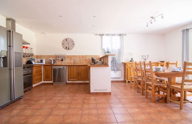 3 bedroom House in Carcès with private pool and garden - Photo 4