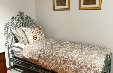 Rustic Retreat with Tuscan Views near Florence - Foto 26