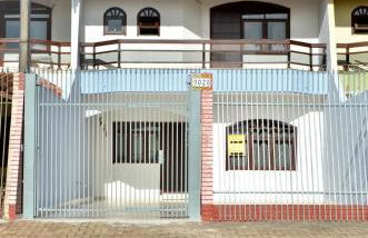 INTEIRO com 3 SUITES E PISCINA - Photo 3