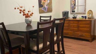 Small Town Hideaway - Foto 2