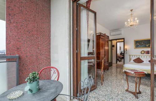 SUITE ANGOLO ALLA STAZIONE - Appartamento con terrazzo panoramico - Photo 13