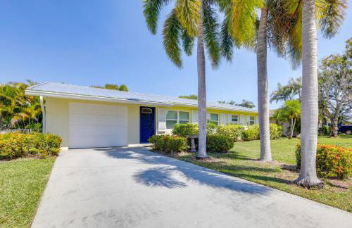 Swim, Golf and Explore Family-Friendly Stuart Gem - Photo 2