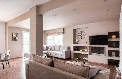 Glyfada Premium Residence - Photo 2