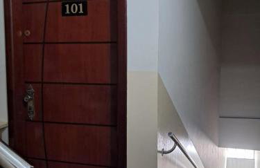 Dois quartos Cozinha completa Wi Fi Self check in com senha Central e perto de tudo a 4,4Km da Rodoviária e 15,4Km do Aeroporto Apartamento 101 - Foto 13