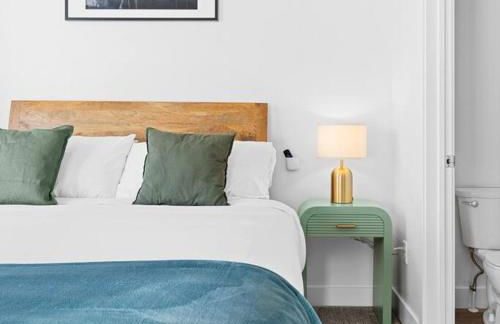 Spectacular Central City 2BD2BA - Foto 43