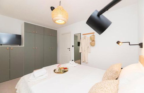 2 Bedroom Stunning Home In Nerezisca - Foto 21