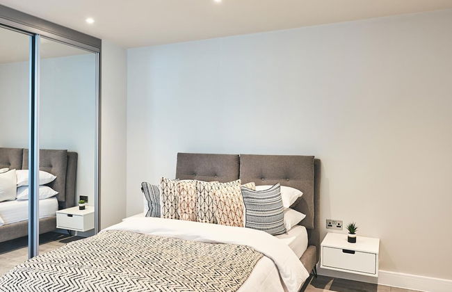 Seven Living Bracknell - Free Parking on Site - Foto 4