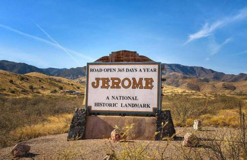 Stunning Views + Hot Tub + Location! 3 bed/3 bath - Foto 44