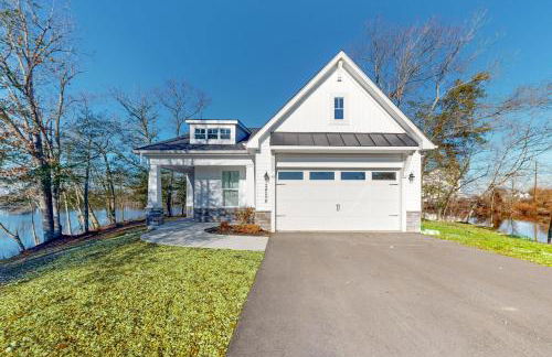 Dock, Game Room! Riverfront Retreat in Seaford - Foto 26