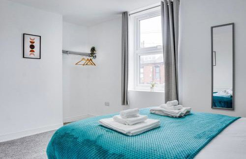 Spacious 4 Bedroom house near Leeds CC - Foto 9