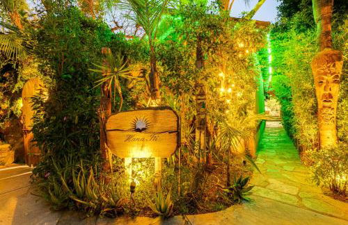 2 Mi to Echo Park Funky Silver Lake Studio - Photo 1