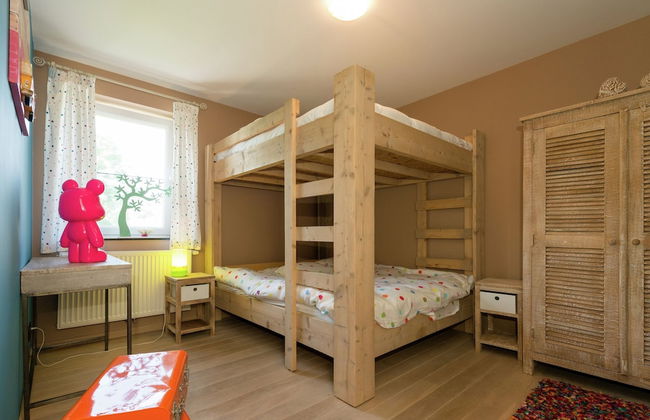 Magnificent Character Cottage with Spa Tub near Marche-en-Famenne - Photo 3