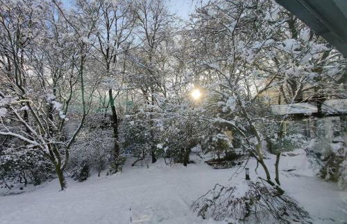 Acorn Lodge Luxury Retreat In a Stunning Oasis With Hot Tub - Pass the Keys - Foto 74