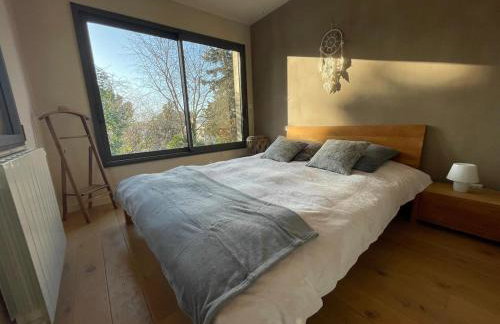 Glass and wood designer villa with garden in centertown - Foto 14