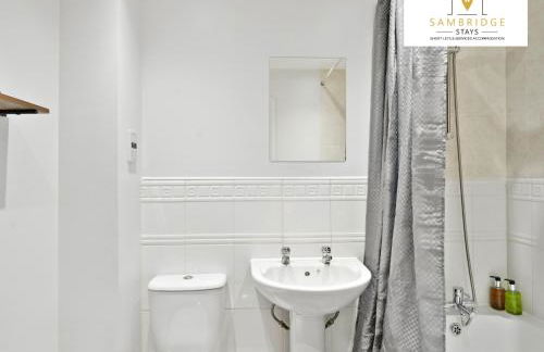 Beautiful 2 Bedroom Seviced Apt in Aylesbury By Sambridge Stays Short Lets & Serviced Accommodation - Foto 10
