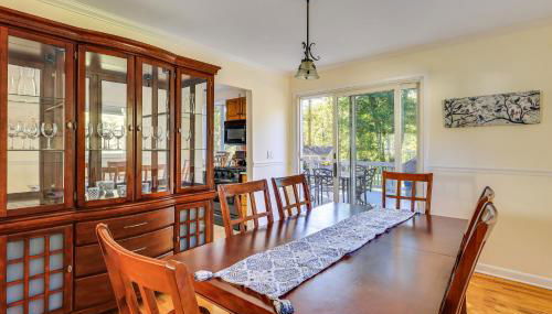 Spacious Fanwood Home with Decks, Walk to Park! - Foto 2